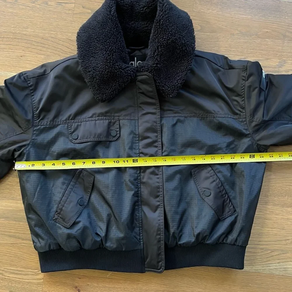 Alo Blaze Bomber Jacket Black Large Ripstop Sherpa Collar